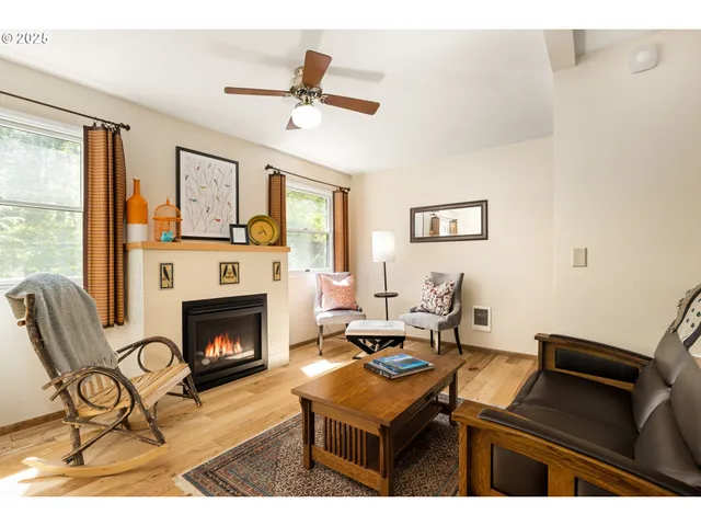 $2,250,000 | 49198 McKenzie Highway, Vida, OR 97488