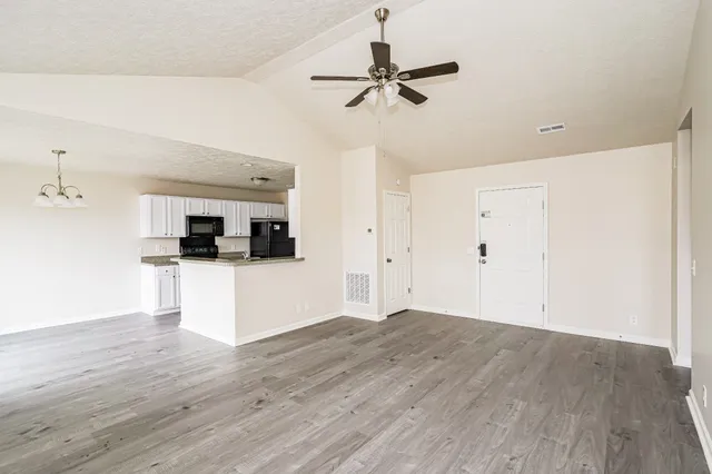 $2,360 | 1933 Grants Pass, Madison, TN 37115