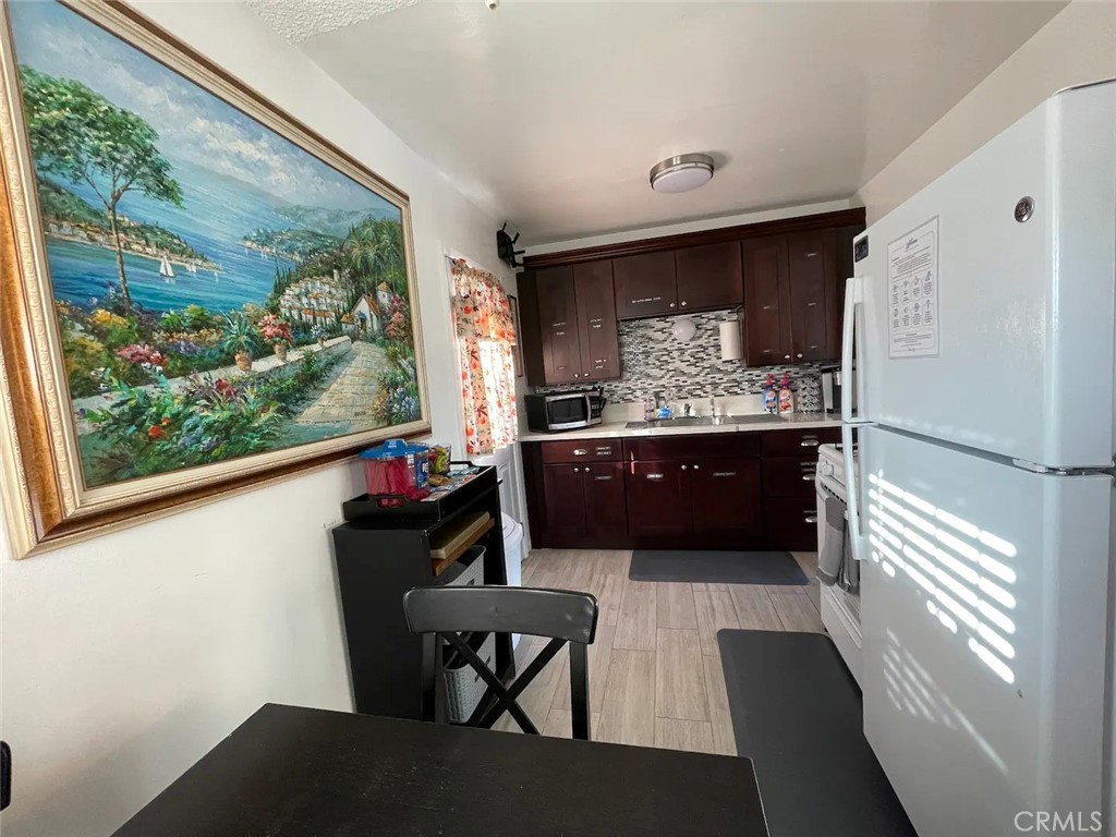 15133 Bellflower Boulevard Bellflower, CA 90706 - Photo 7 of 16 Kitchen