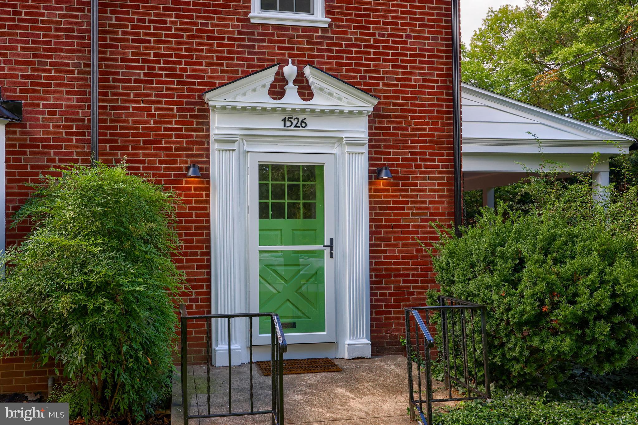 1526 Esbenshade Road Lancaster, PA 17601 - Photo 2 of 48 Front door