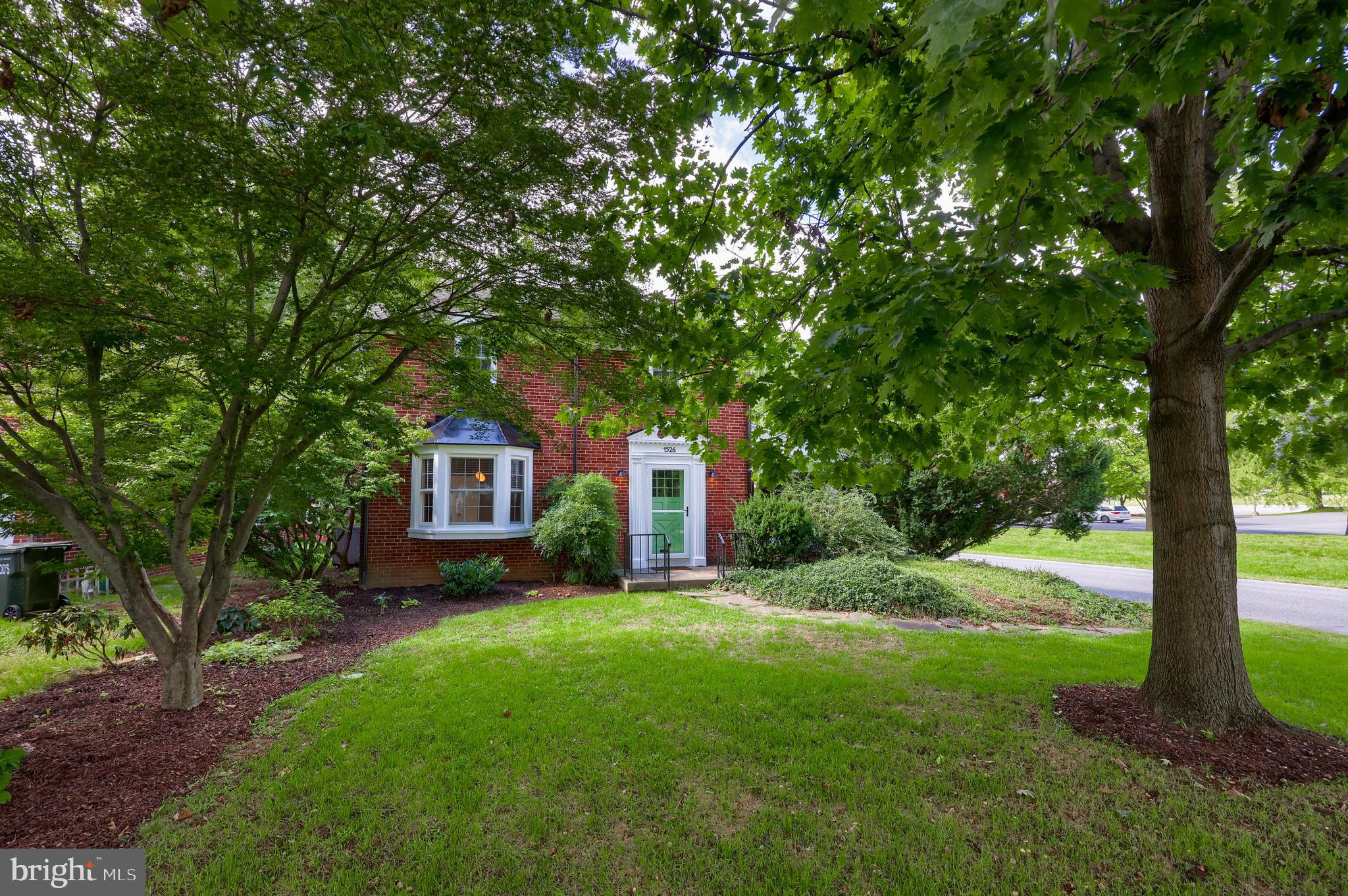 1526 Esbenshade Road Lancaster, PA 17601 - Photo 3 of 48 Gallery Image 3