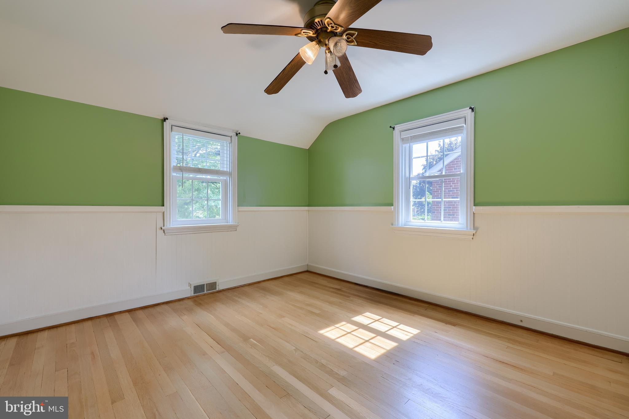 1526 Esbenshade Road Lancaster, PA 17601 - Photo 35 of 48 Bedroom 3