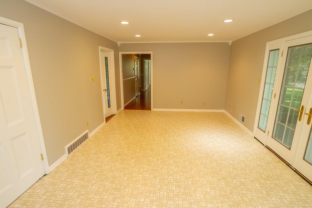 6316 Harbridge Road Indianapolis, IN 46220 - Photo 17 of 49 Gallery Image 17