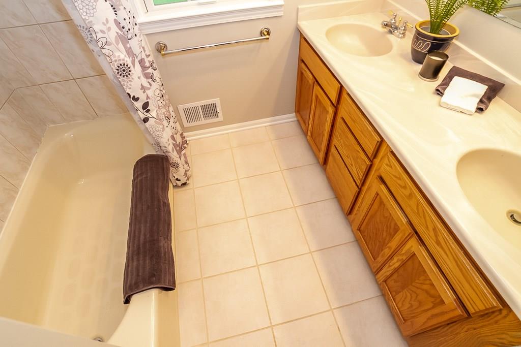 6316 Harbridge Road Indianapolis, IN 46220 - Photo 29 of 49 Gallery Image 29