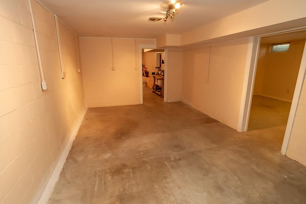 6316 Harbridge Road Indianapolis, IN 46220 - Photo 34 of 49 Gallery Image 34