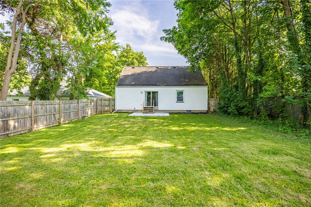 70 Highwood Road Irondequoit, NY 14609 - Photo 16 of 32
