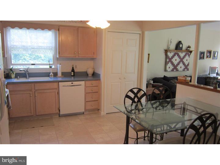 2551 Slotter Road Pennsburg, PA 18073 - Photo 8 of 19 Kitchen