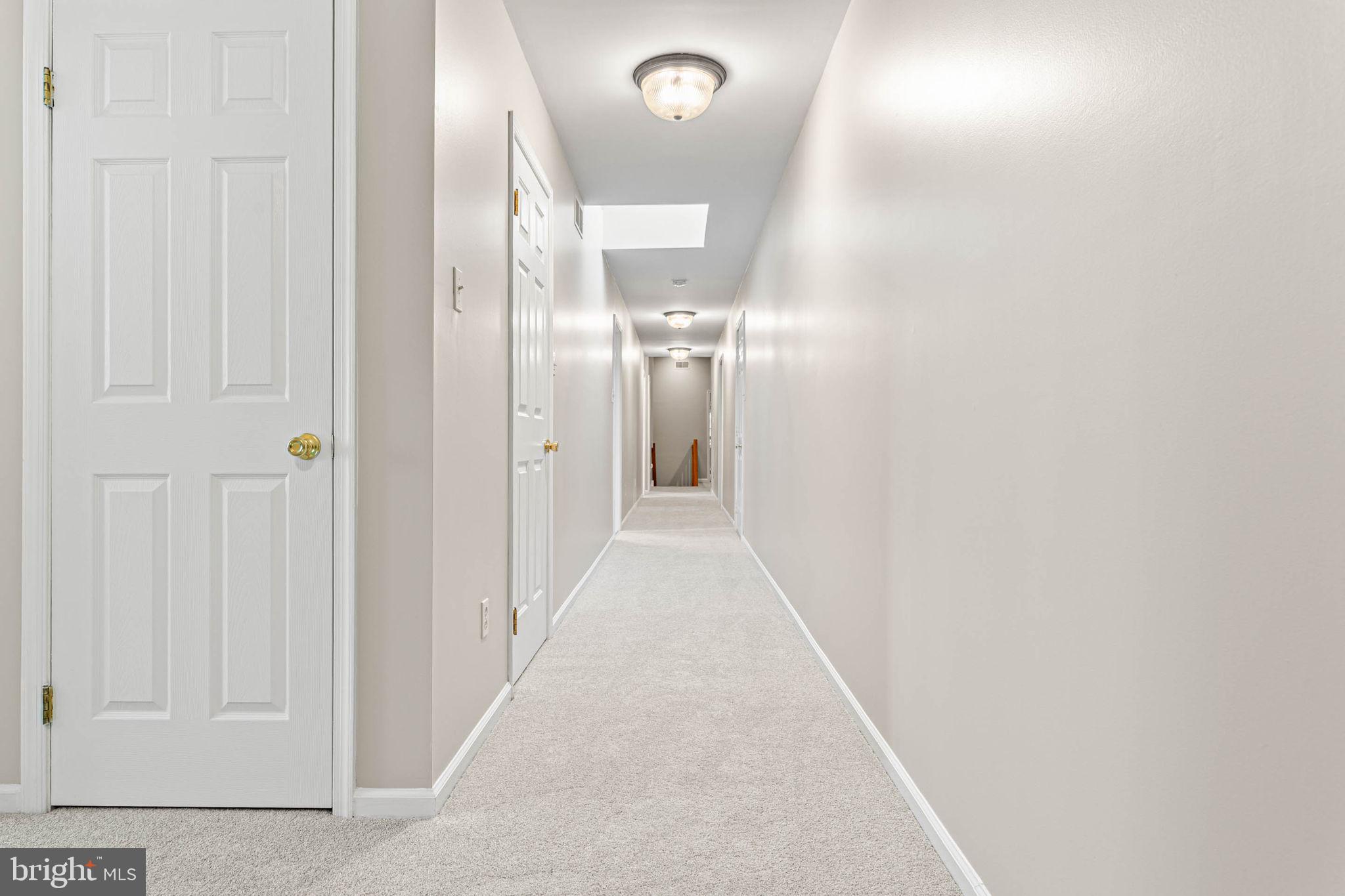 1518 Greenhill Road West Chester, PA 19380 - Photo 43 of 61 Upstairs hallway
