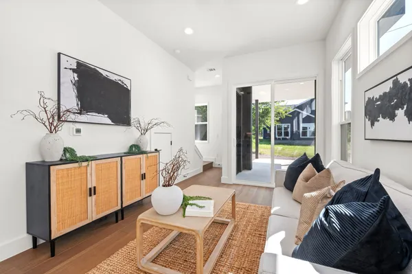 $490,000 | 1407 Cedar Avenue, Unit 2, Austin, TX 78702