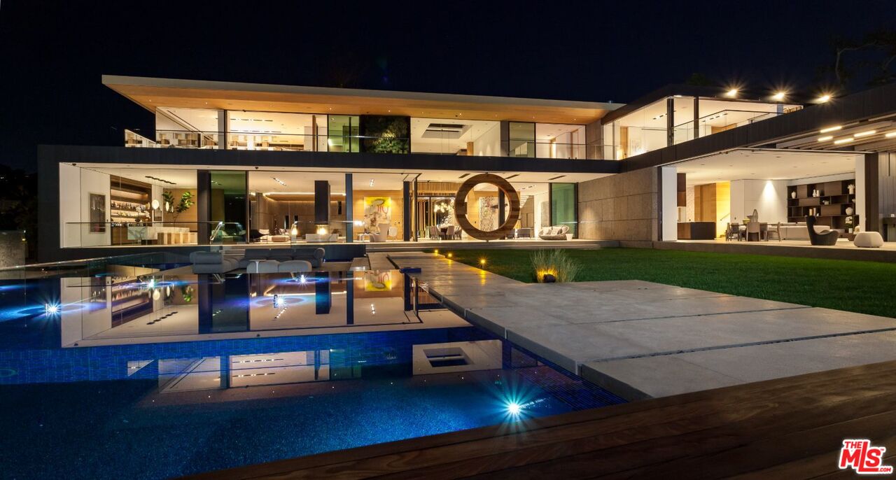 281 Bentley Circle Los Angeles, CA 90049 - Photo 32 of 34