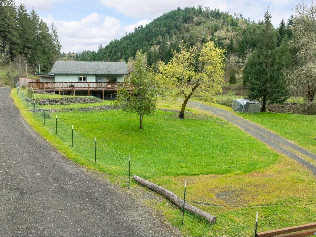 5213 Buckhorn Road Roseburg, OR 97470 - Photo 2 of 44 Gallery Image 2