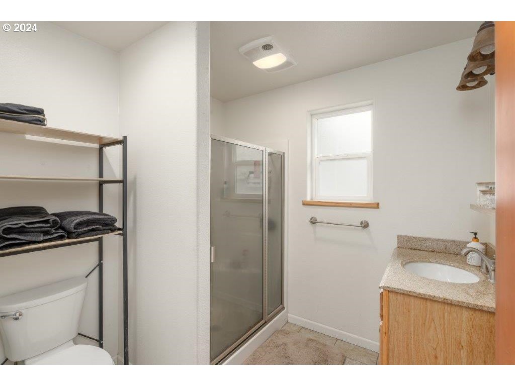 5213 Buckhorn Road Roseburg, OR 97470 - Photo 22 of 44 Gallery Image 22