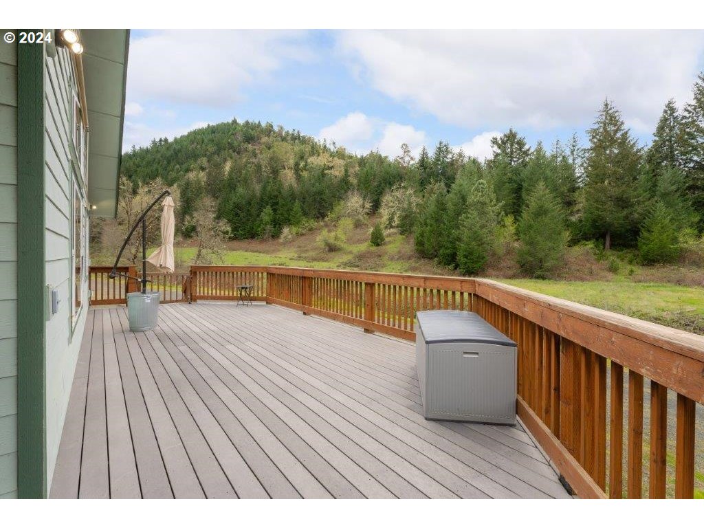 5213 Buckhorn Road Roseburg, OR 97470 - Photo 25 of 44 Gallery Image 25