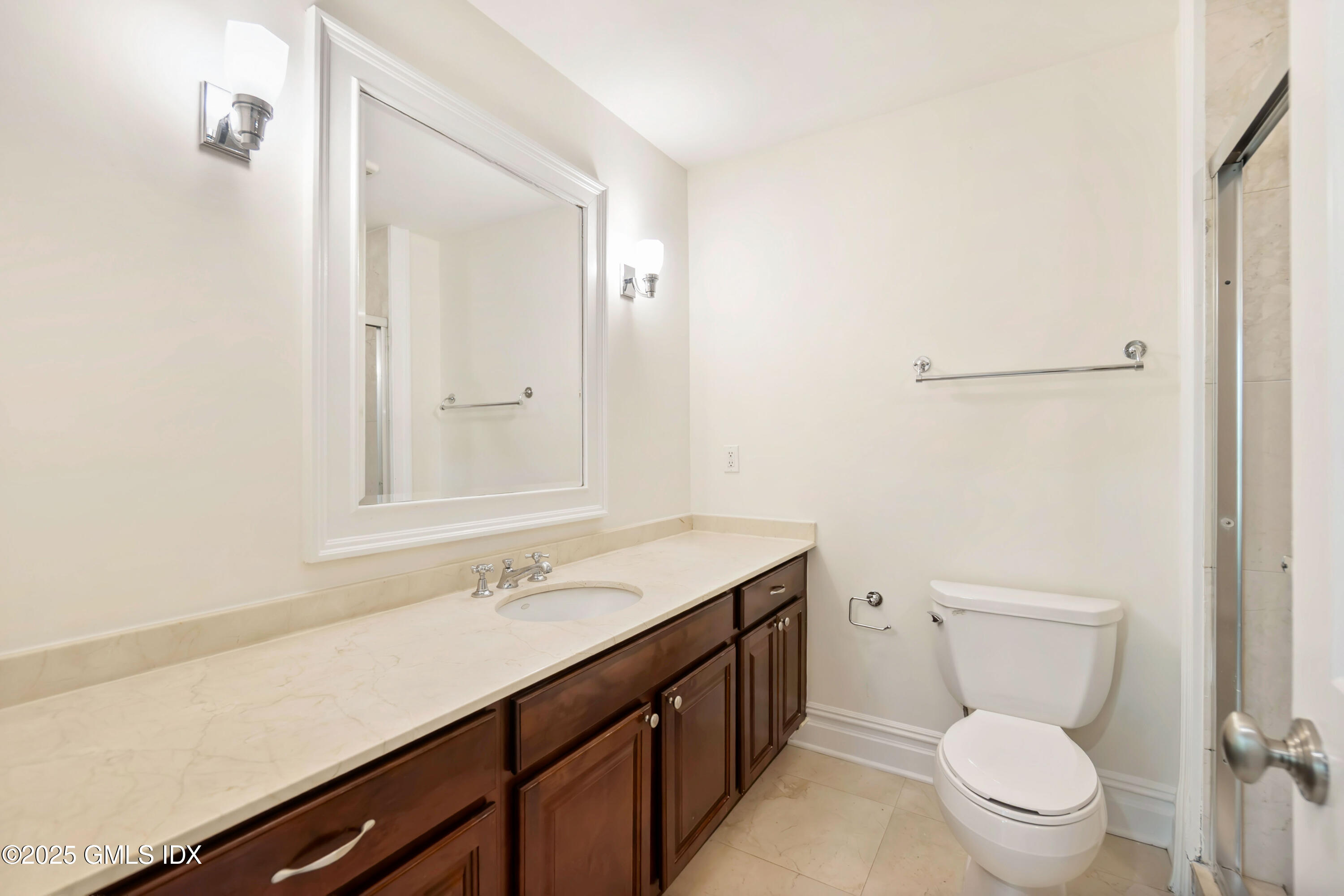 235 Weaver Street, Unit 6C Greenwich, CT 06831 - Photo 11 of 24 24