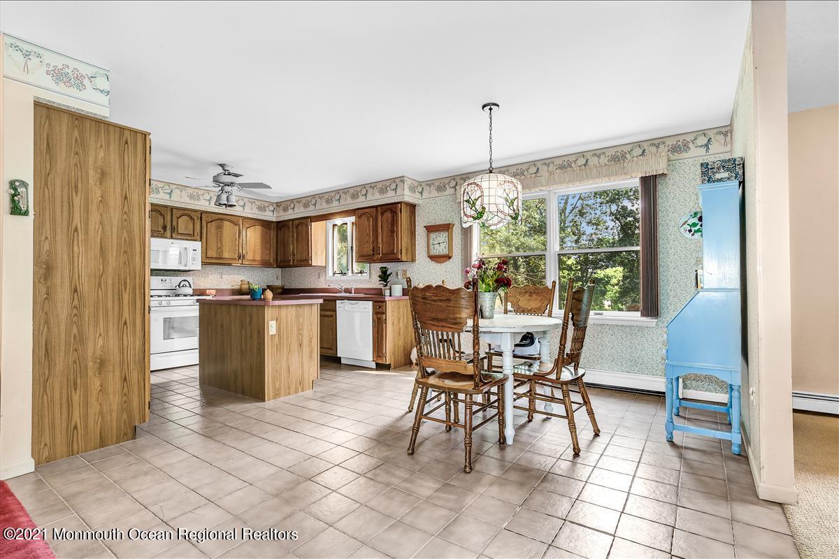 624 Yellowbrick Road Brick, NJ 08724 - Photo 19 of 46 634YellowbrickRd_0021