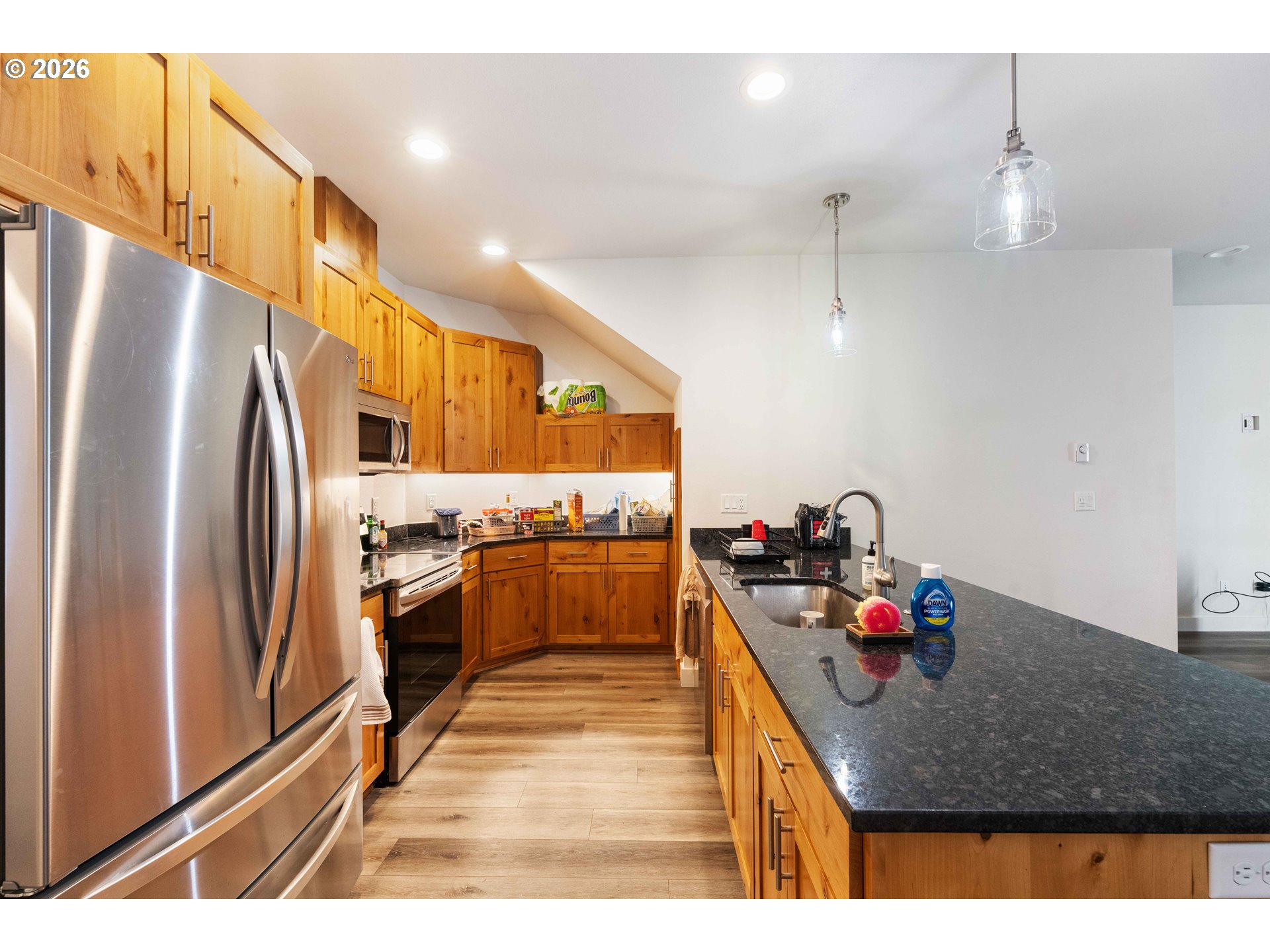 752 Madison Street Coos Bay, OR 97420 - Photo 7 of 44