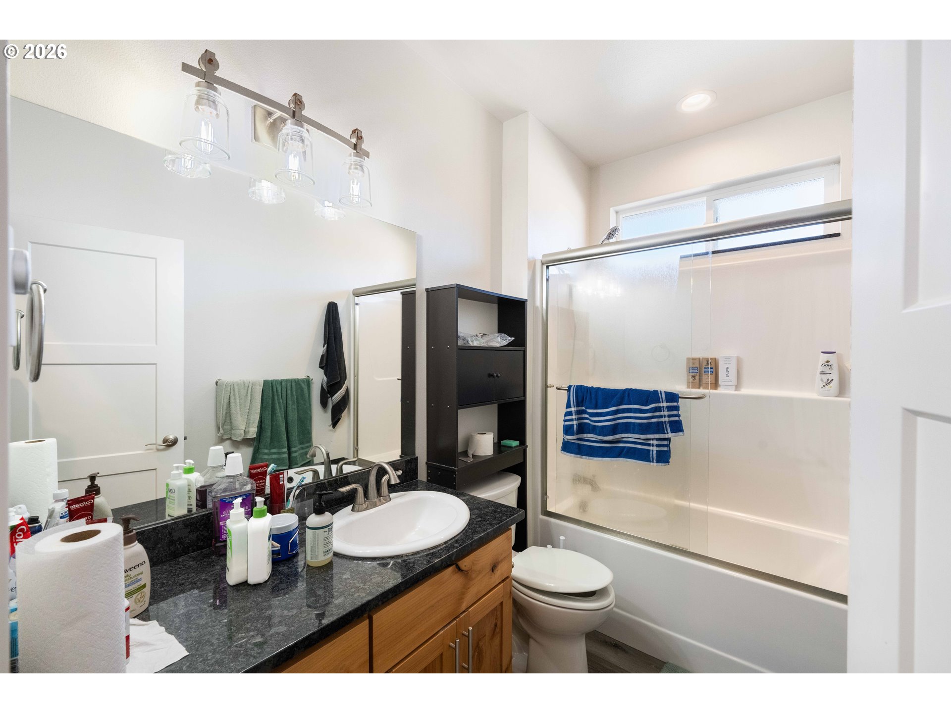 752 Madison Street Coos Bay, OR 97420 - Photo 9 of 44