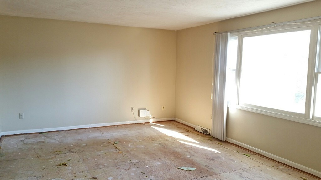 25 Lisa Road, Unit 25 Randolph, MA 02368 - Photo 3 of 9 Gallery Image 3