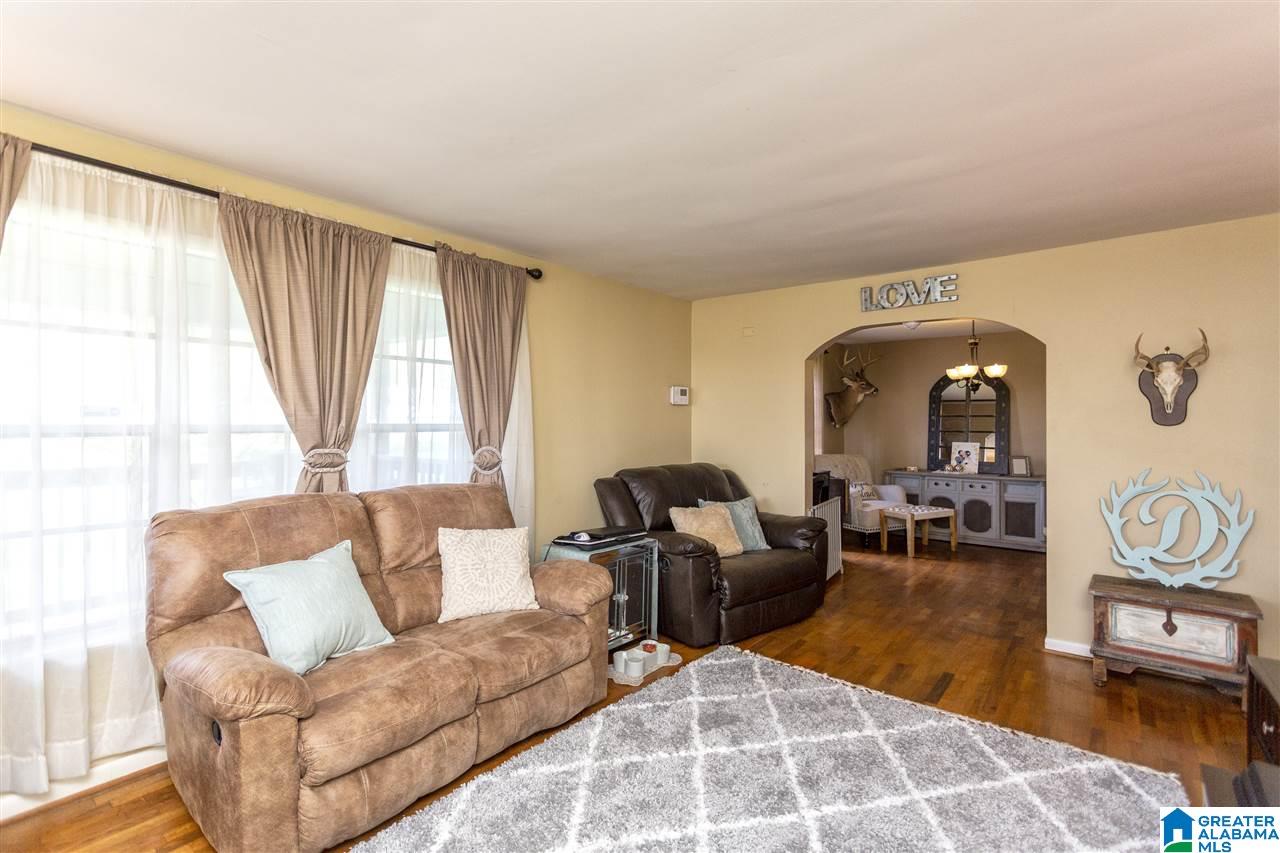 106 Dexter Avenue Bessemer, AL 35023 - Photo 2 of 34
