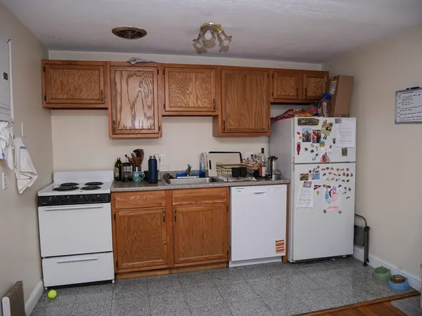 $2,900 | 217 Kent Street, Unit 26, Brookline, MA 02446