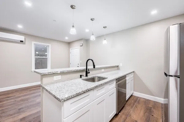 $2,601 | 25 Buckley Street, Unit 1L, Quincy, MA 02169