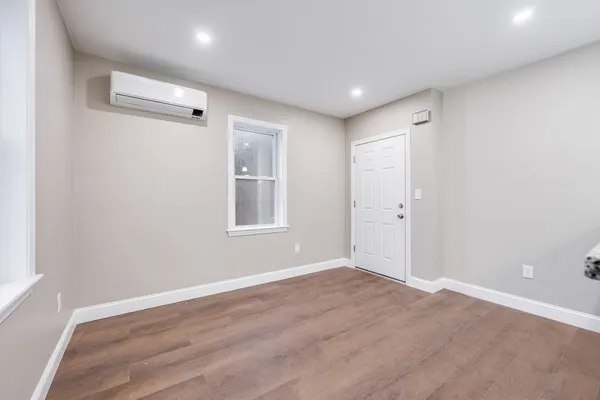 $2,601 | 25 Buckley Street, Unit 1L, Quincy, MA 02169