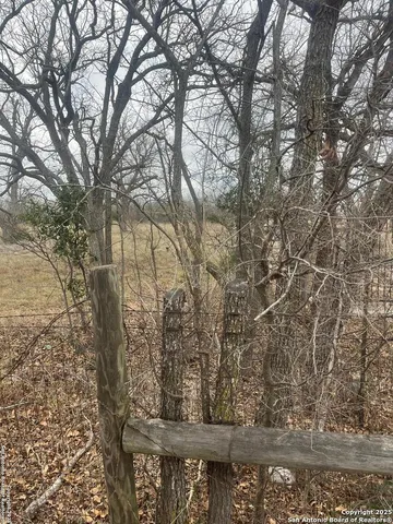 $149,999 | 6712 County Road 6712, Natalia, TX 78059