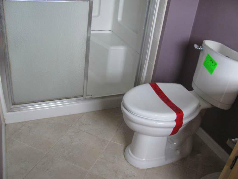 4727 Huntridge Road Roanoke, VA 24012 - Photo 16 of 16 master bath 1