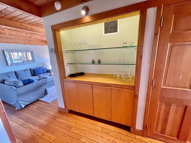 1073 Corn Neck Road Block Island, RI 02807 - Photo 13 of 39