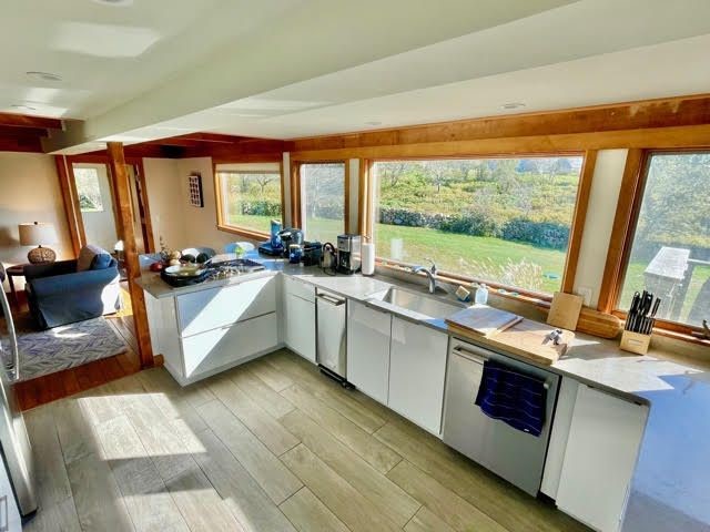 1073 Corn Neck Road Block Island, RI 02807 - Photo 9 of 39