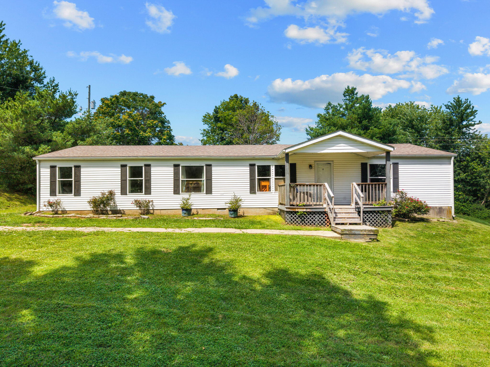 Starter home for sale Lancaster 1