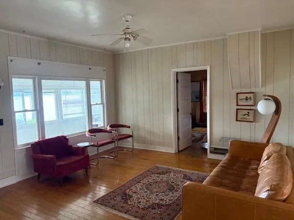 $2,100,000 | 59388 41st Street, Paw Paw, MI 49079
