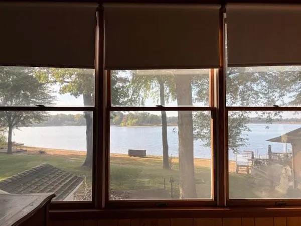 $2,100,000 | 59388 41st Street, Paw Paw, MI 49079