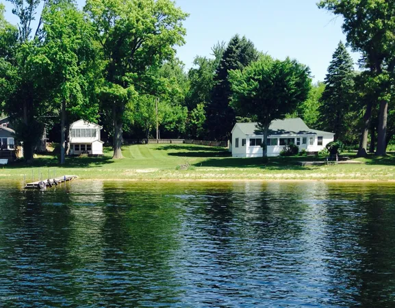 $2,100,000 | 59388 41st Street, Paw Paw, MI 49079