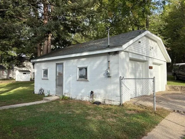 $2,100,000 | 59388 41st Street, Paw Paw, MI 49079