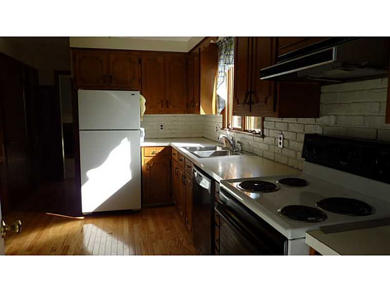 23 Merritt Road East Providence, RI 02915 - Photo 8 of 20 Kitchen. Great Working Kitchen....