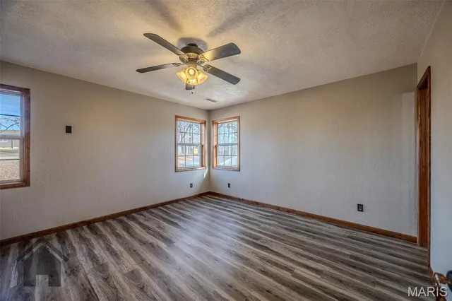 $239,900 | 16632 Nickel Drive, Phillipsburg, MO 65722