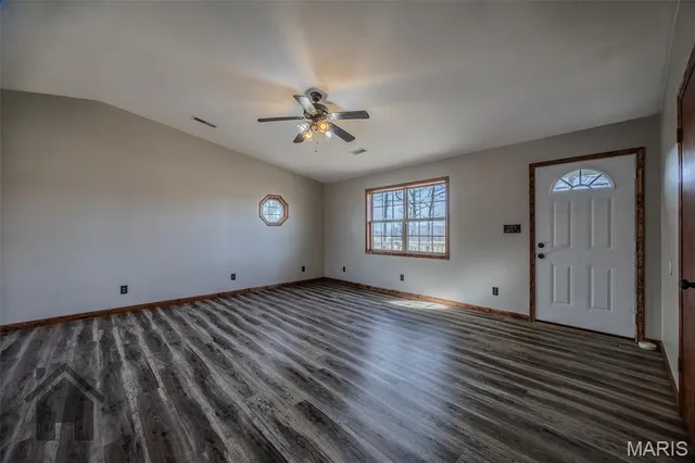 $239,900 | 16632 Nickel Drive, Phillipsburg, MO 65722