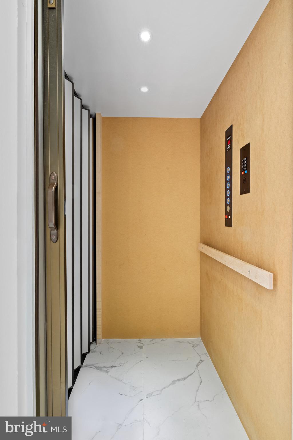 2130 Spring Street Philadelphia, PA 19103 - Photo 37 of 59 a view of an empty room with a window