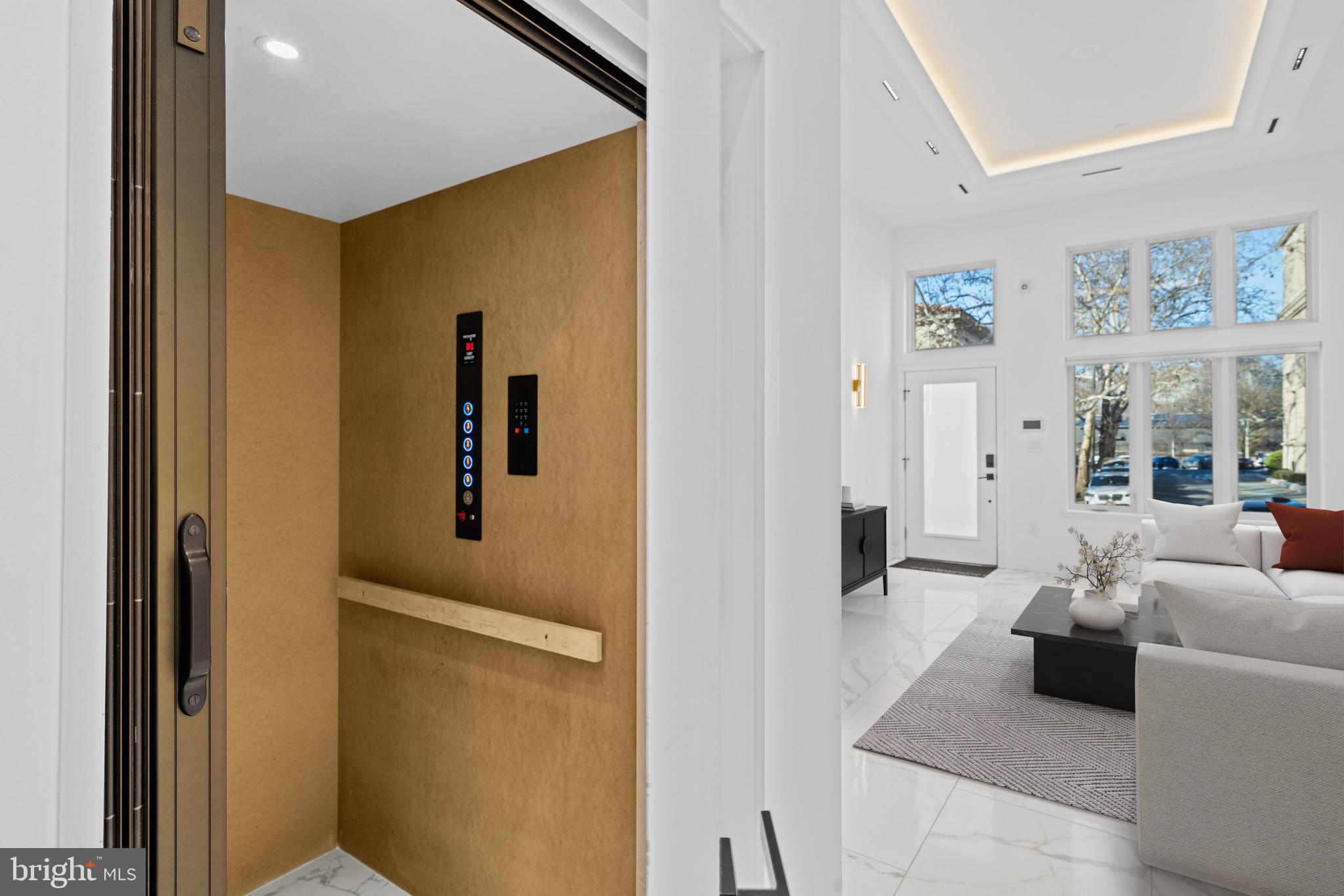 2130 Spring Street Philadelphia, PA 19103 - Photo 9 of 59 a view of a livingroom with furniture and windows