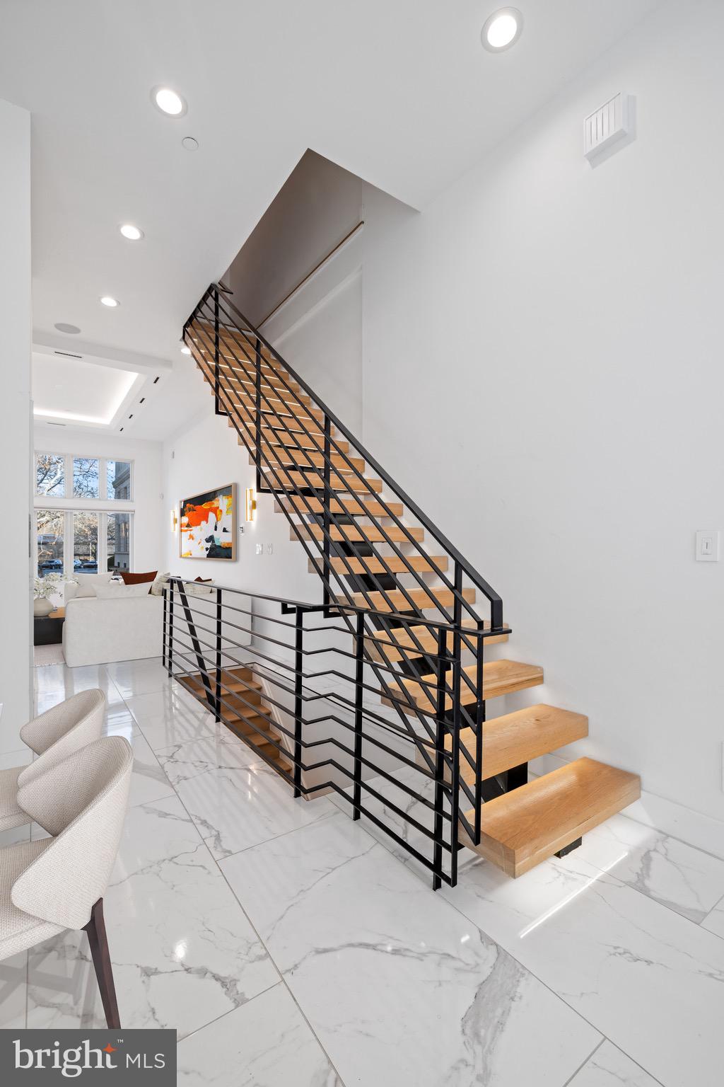 2130 Spring Street Philadelphia, PA 19103 - Photo 10 of 59 a view of entryway with furniture