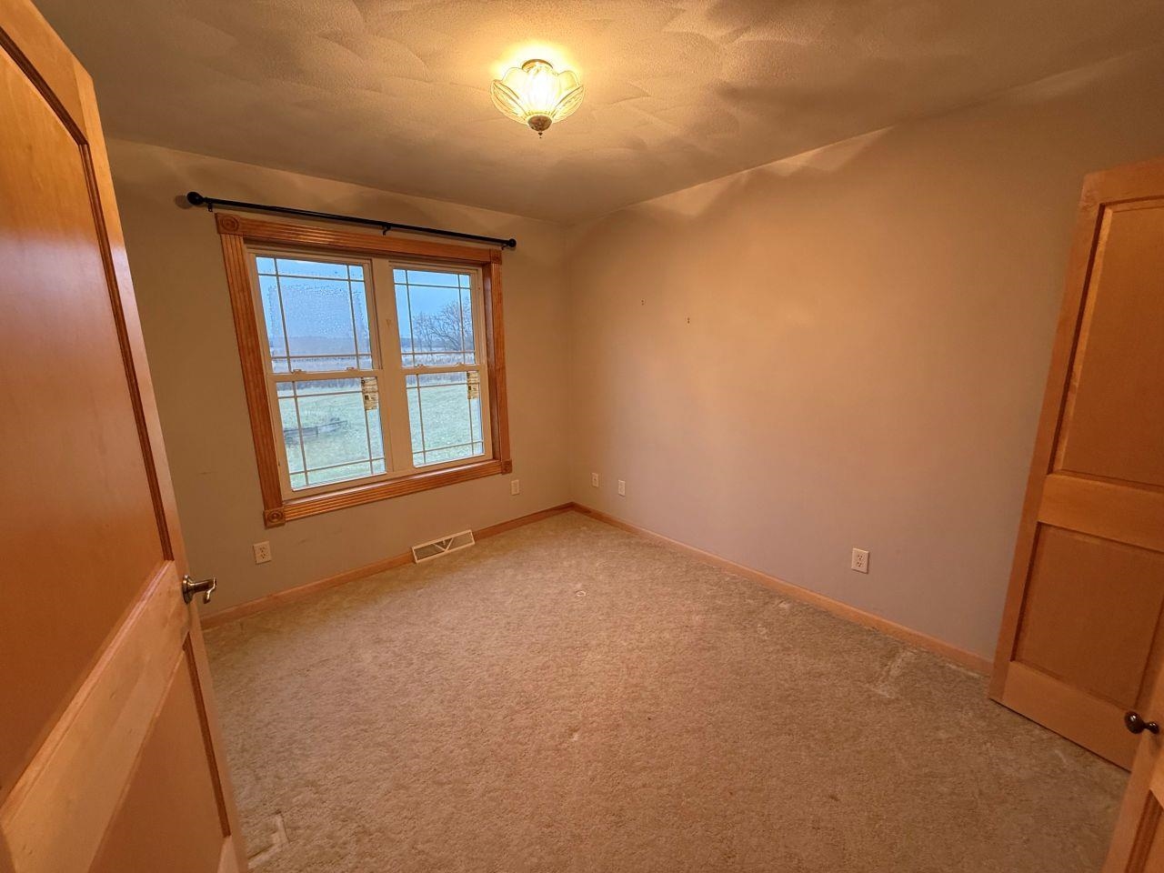 E8835 Huntley Road New London, WI 54961 - Photo 21 of 45