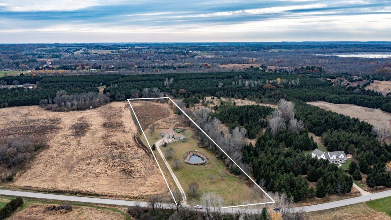 E8835 Huntley Road New London, WI 54961 - Photo 36 of 45