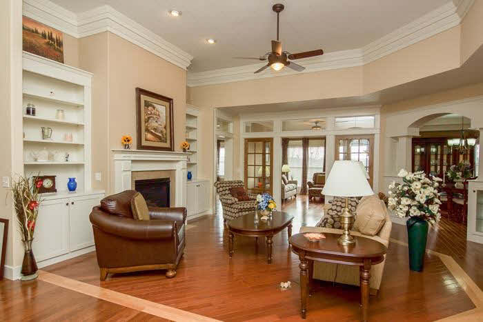 6335 Fairhaven Road Davenport, IA 52807 - Photo 2 of 24 Gallery Image 2