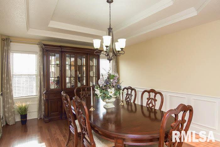 6335 Fairhaven Road Davenport, IA 52807 - Photo 8 of 24 Gallery Image 8