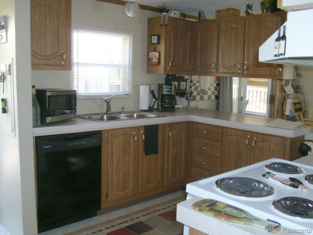 3265 Copeland Kitchen.jpg
