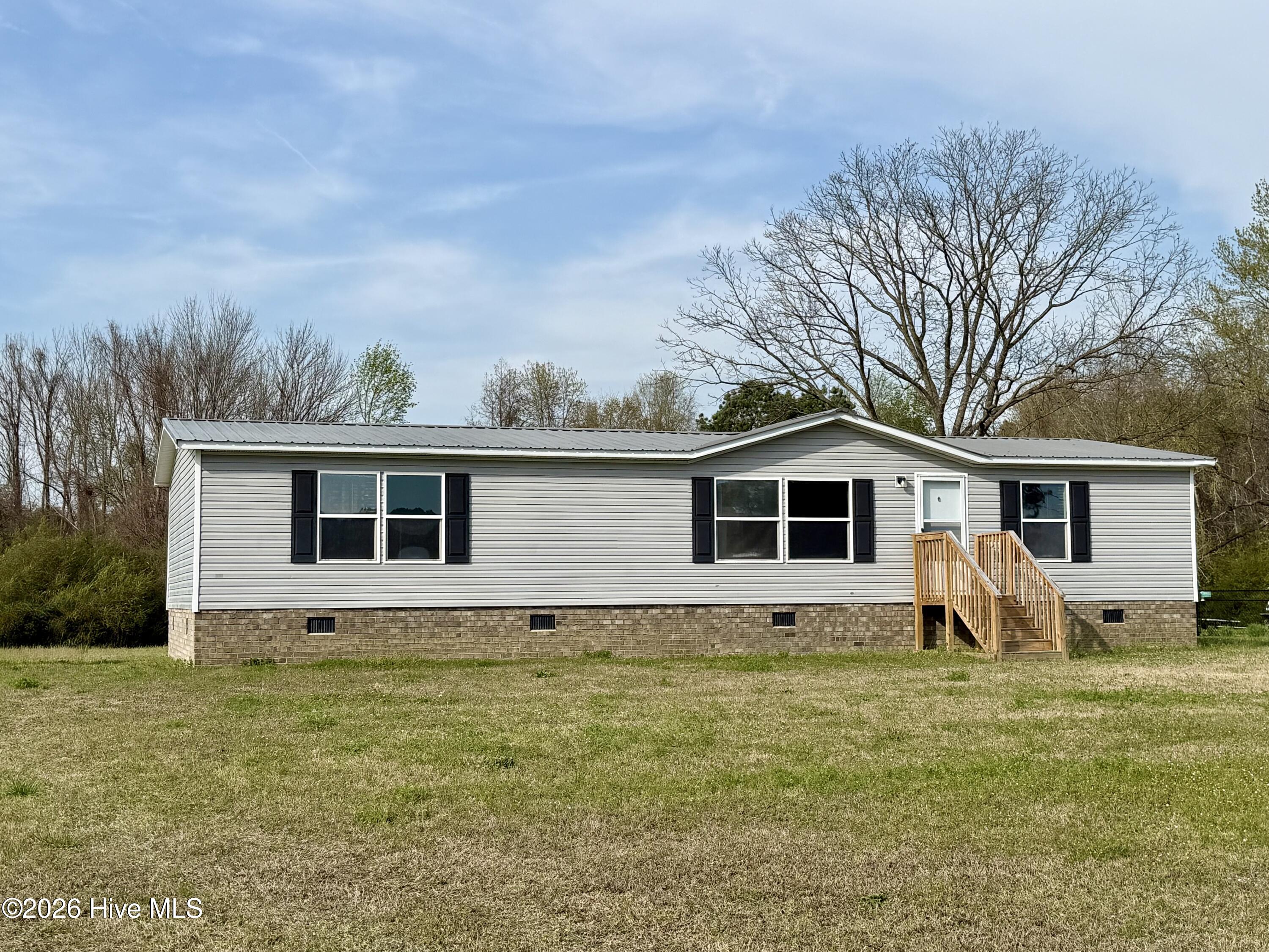 2069 Ralph Taylor Road Williamston, NC 27892 - Photo 1 of 27 Main View