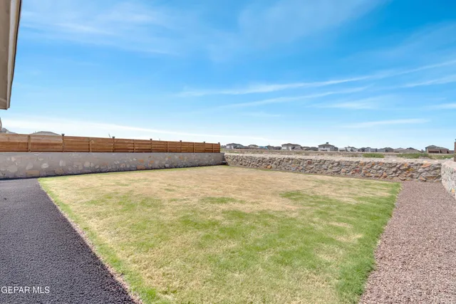 $275,000 | 13935 Summer Harmony Avenue, Horizon City, TX 79928