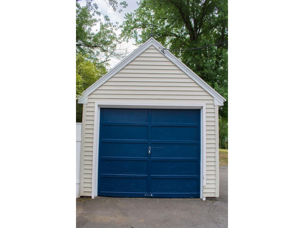 275 Cilley Road Manchester, NH 03103 - Photo 18 of 25 Gallery Image 18