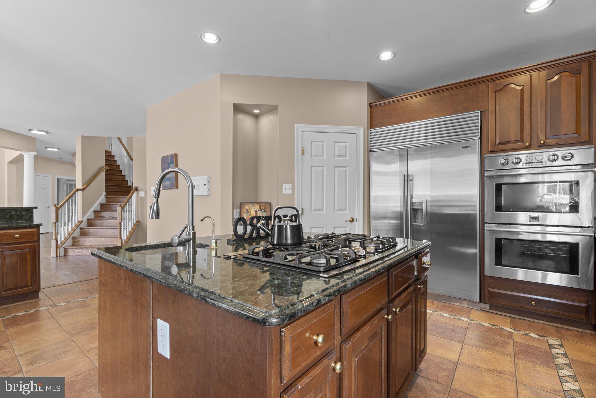 12020 Open Run Road Ellicott City, MD 21042 - Photo 15 of 102 Kitchen